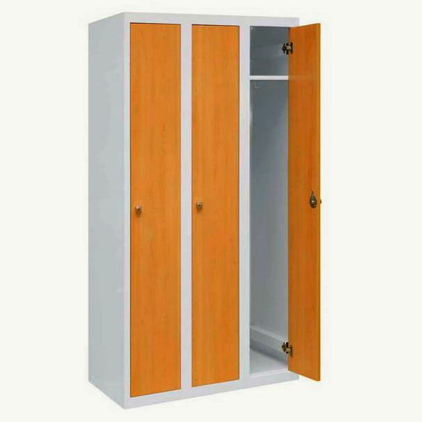 Kovový nábytek: A6338 třídveřová šatní skříň s lamino dveřmi